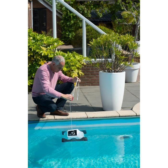 UBBINK Robotclean Accu battery-operated pool cleaner for pools up to 50m²
