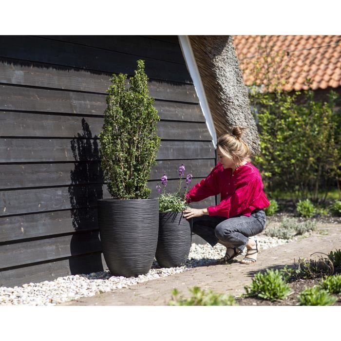 Elegant low vase - CAPI EUROPE - RIB NL - 46 x 58 cm - Black