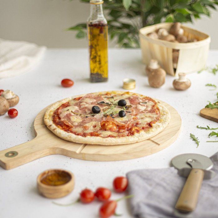 Pizza-Set  LIVOO  MES138  40 x 30 x 1,5 cm  1 Pizzaschneider  Aus Gummibaumholz